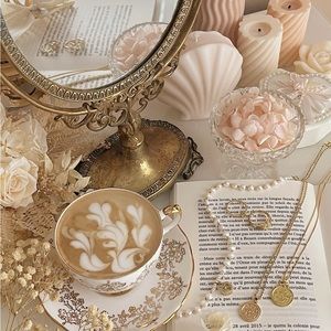 Meet your Posher, Grace